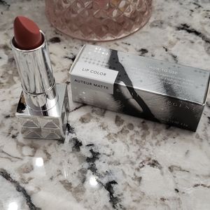 Belle en Argent auteur matte lipstick